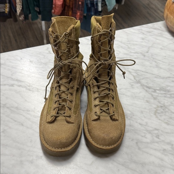 Danner Women's Marine Hot 26027 USMC Certified Combat Boot Size 7.5 - Picture 2 of 16